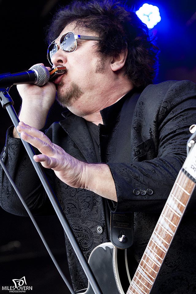 Wally Palmar of The Romantics at Rock The Lake | Photo copyright (c) 2019 Miles Overn Photography